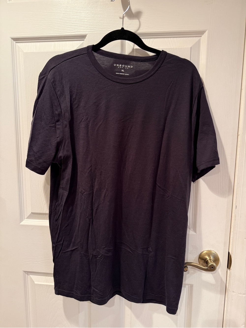 Unbound Merino 100% Merino Wool Men's Dark Gray Crew Neck Short Sleeve T-Shirt